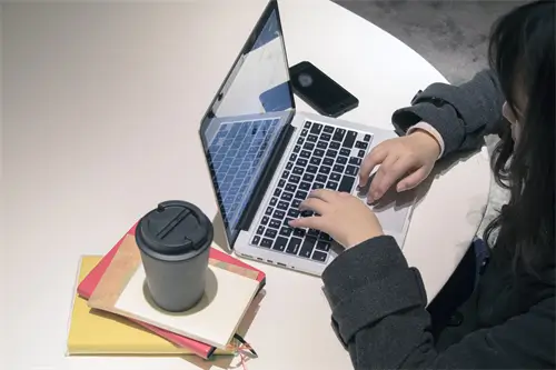 自驾车辆到俄罗斯旅游要多久