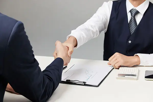 4月底西藏旅游穿搭